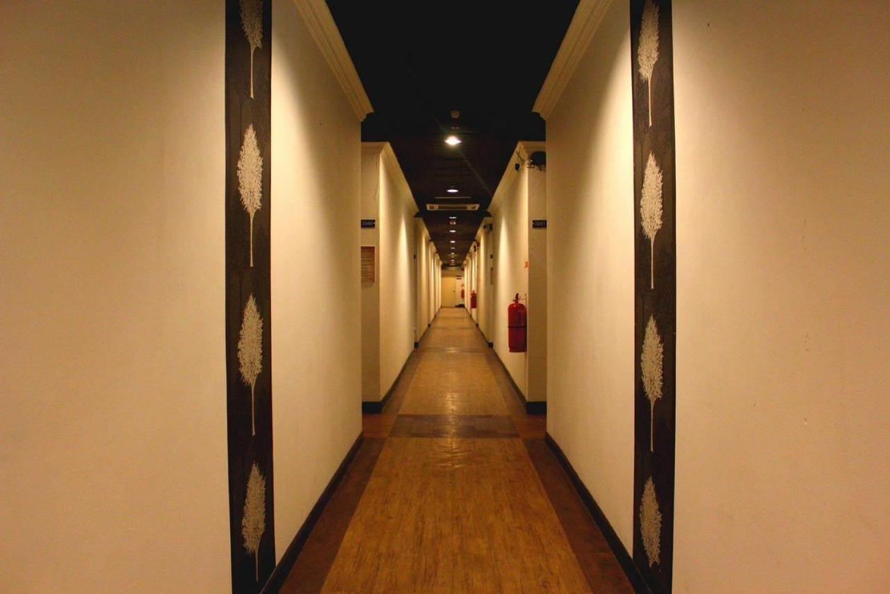 Switz Paradise Hotel - 5 Minute Walk To Centre Point And 10 Minute Walk To Waterfront- Kota Kinabalu Exterior foto
