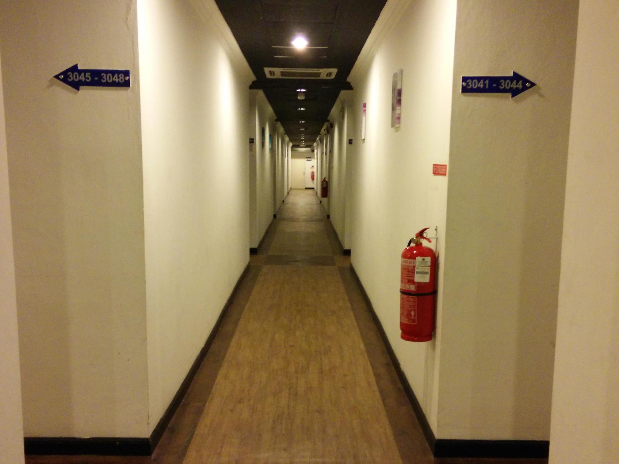 Switz Paradise Hotel - 5 Minute Walk To Centre Point And 10 Minute Walk To Waterfront- Kota Kinabalu Exterior foto
